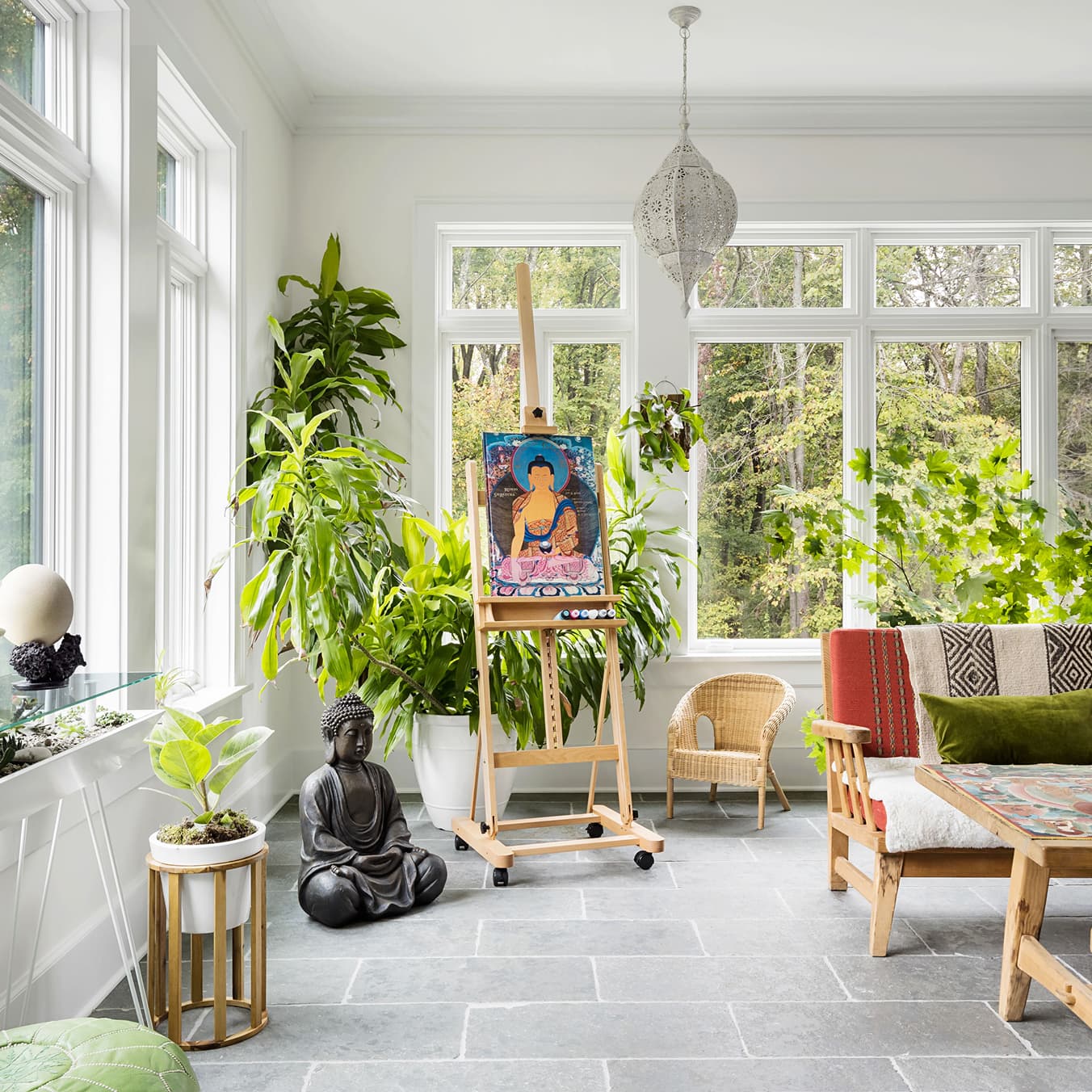 Sun room with Marvin Essential Casement windows